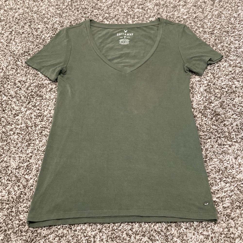 American Eagle Green Soft & Sexy Tee